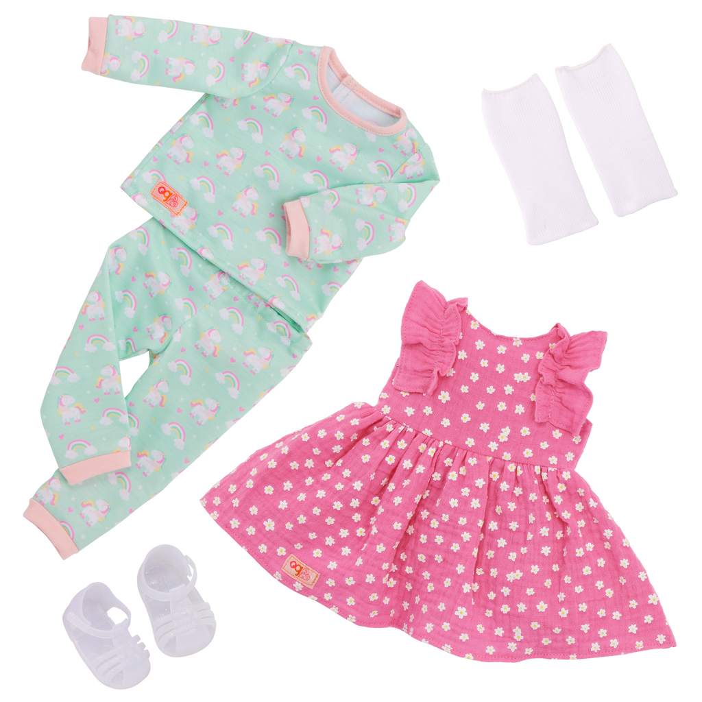 Gillian 46cm doll with blond hair and hazel eyes with outfit and accessaries